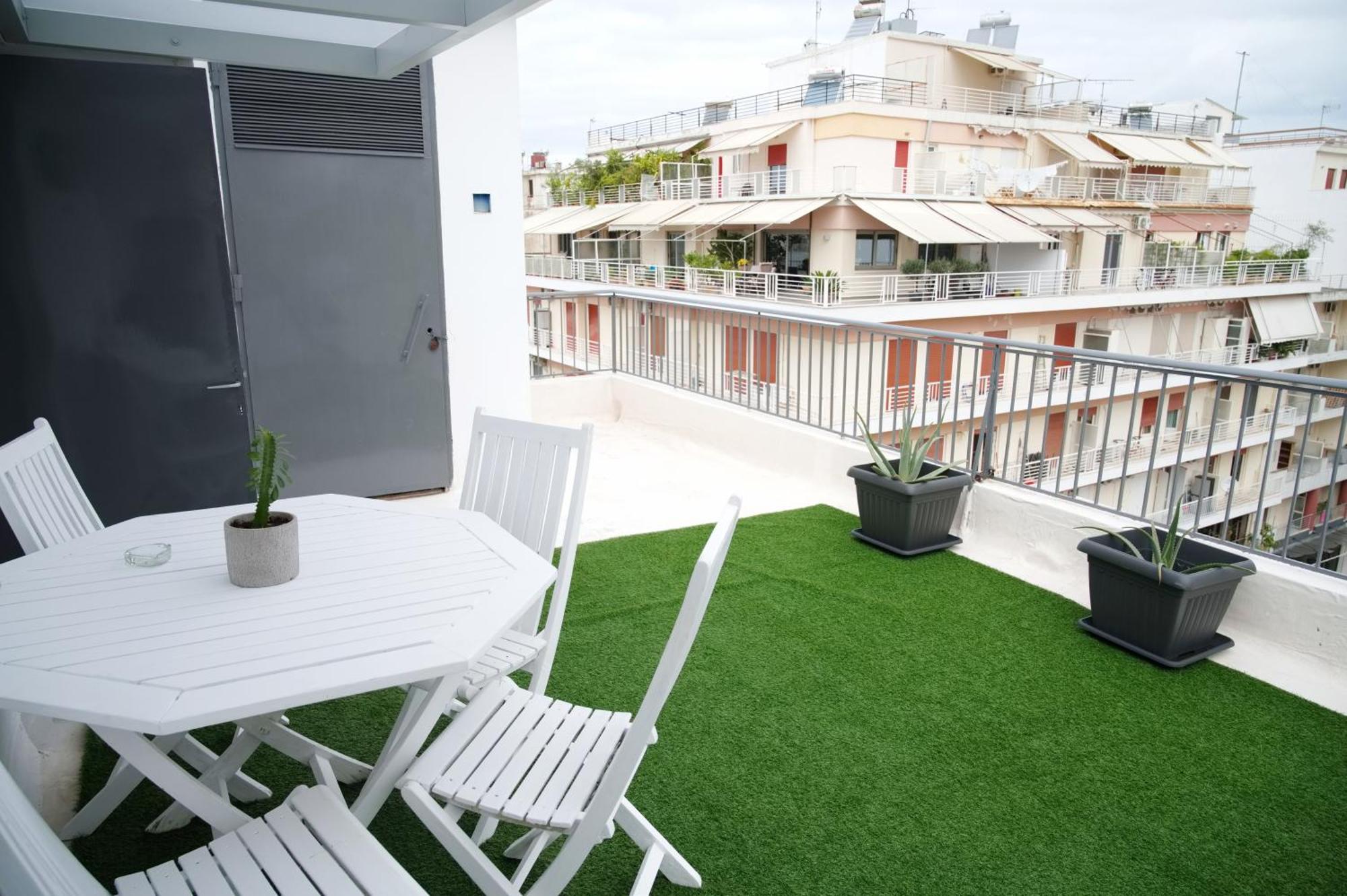 Central Aesthetic Studio With Panoramic Views Patras Eksteriør billede